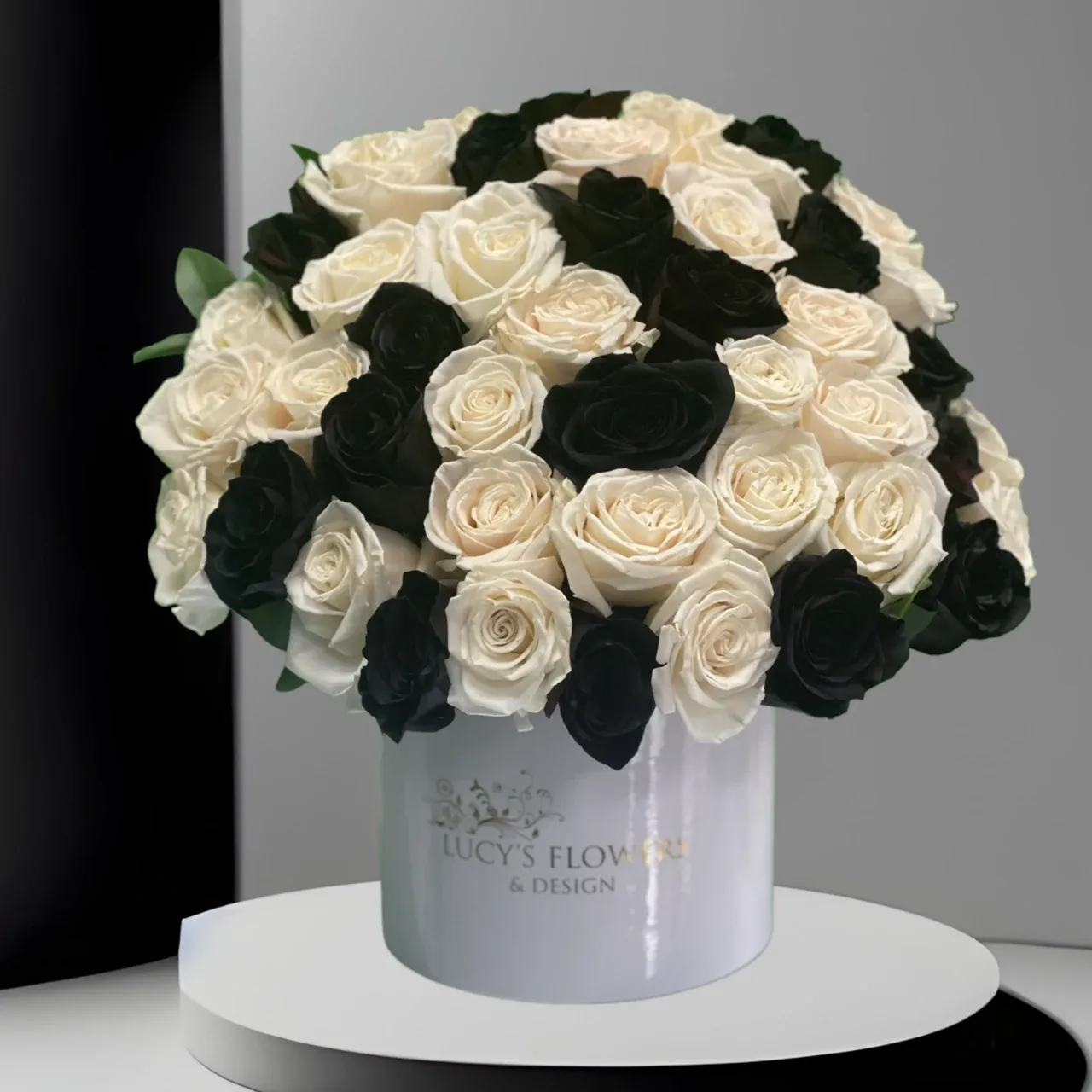 The Lekki Oasis Fresh Rose Hatbox